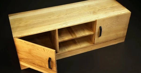 Приліжкова тумба