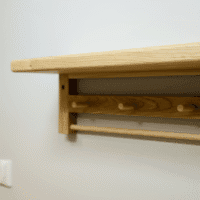 Вішалка в передпокій