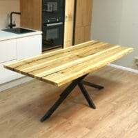 Стіл з масиву ясену