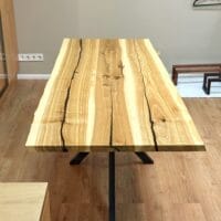 Стіл з масиву ясену