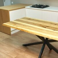 Стіл з масиву ясену