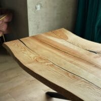 Стіл з масиву ясену