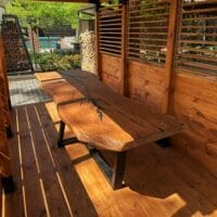 Стіл з цільного масиву дуба