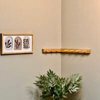 Кутова вішалка