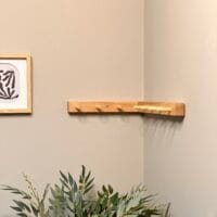 Кутова вішалка